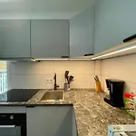 Bel Au Coeur De La Presqu'ile De Giens, Avec Parking Lejlighed