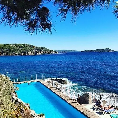 Bel Au Coeur De La Presqu'ile De Giens, Avec Parking