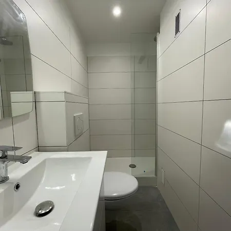 Bel Au Coeur De La Presqu'ile De Giens, Avec Parking *