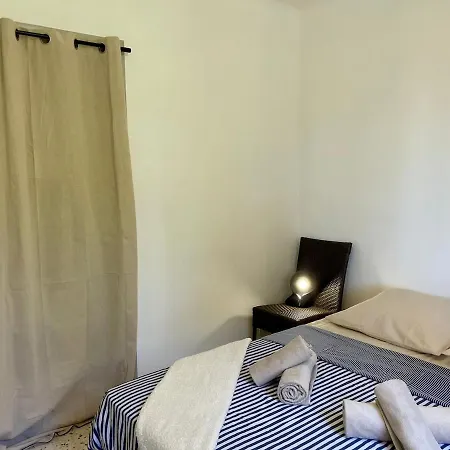 Bel Au Coeur De La Presqu'ile De Giens, Avec Parking *